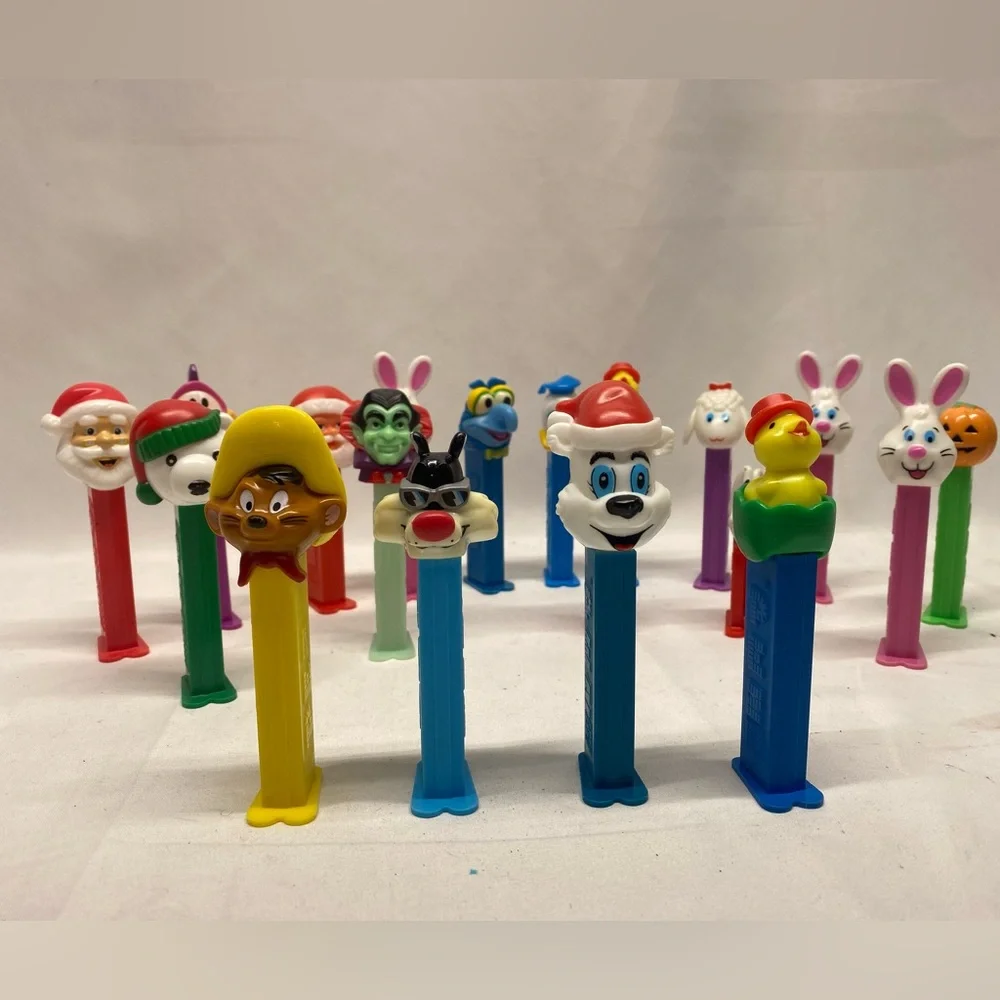 Rare Vintage Pez Candy Dispensers 19 - Picture 6 of 7